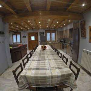 Mesa de comedor - Casa Rural Iturburu